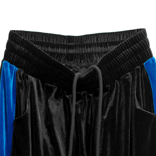׺۱ ׯ BLACK
